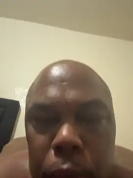 Snapshot of devon3421 chatting on 03/04/26, 03:45 devon3421 online show from 03/04/26, 03:45