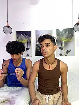 Violet Dream2 online show from 04/15/26, 12:28