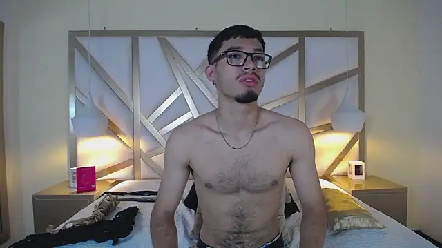 Jaxon Carter online show from 12/23/25, 01:03