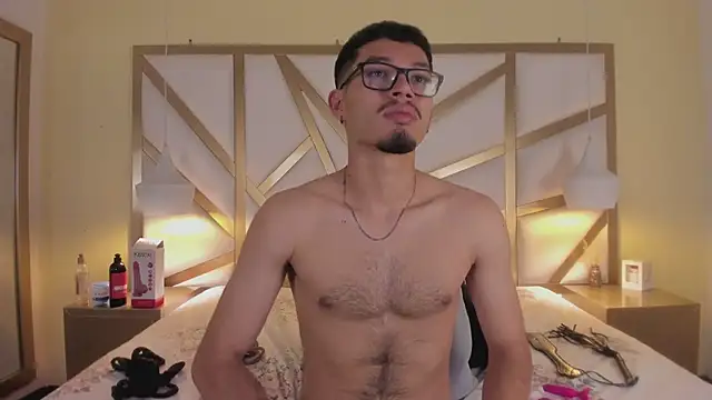 Jaxon Carter online show from 04/04/26, 01:48