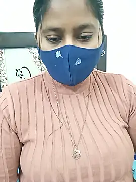 Snapshot of Shy_Peehu chatting on 01/17/26, 08:23 Shy Peehu online show from 01/17/26, 08:23