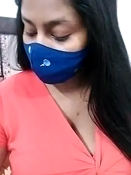 Snapshot of Shy_Peehu chatting on 04/16/26, 09:39 Shy Peehu online show from 04/16/26, 09:39