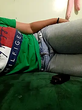 Mroma89six online show from 10/28/25, 05:59