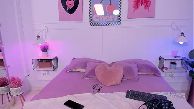 Zoe Lynch  online show from 12/03/25, 11:52