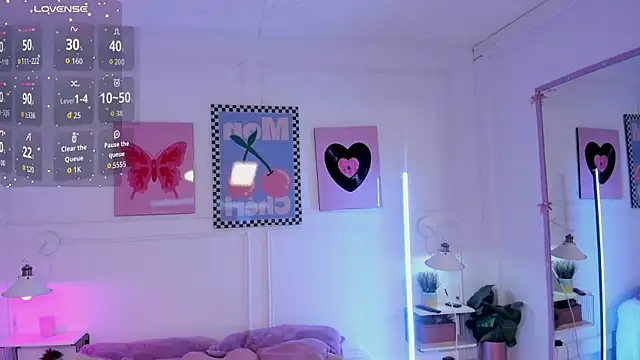 Zoe Lynch  online show from 07/03/26, 12:33