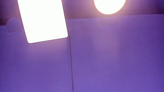 Zoe Lynch  online show from 07/24/26, 12:25