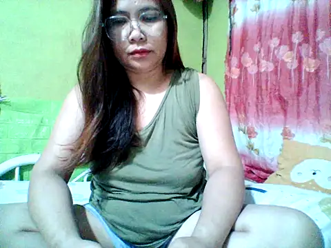Snapshot of Bianca0516 chatting on 05/05/26, 11:51 Bianca0516 online show from 05/05/26, 11:51