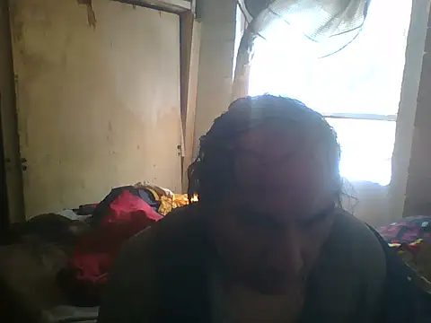 Snapshot of nenade14 chatting on 10/12/25, 06:51 nenade14 online show from 10/12/25, 06:51