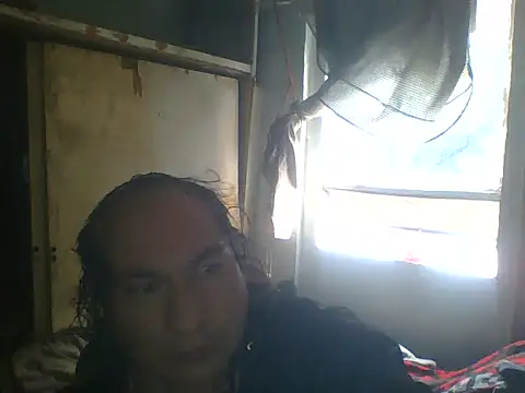 Snapshot of nenade14 chatting on 10/16/25, 07:48 nenade14 online show from 10/16/25, 07:48