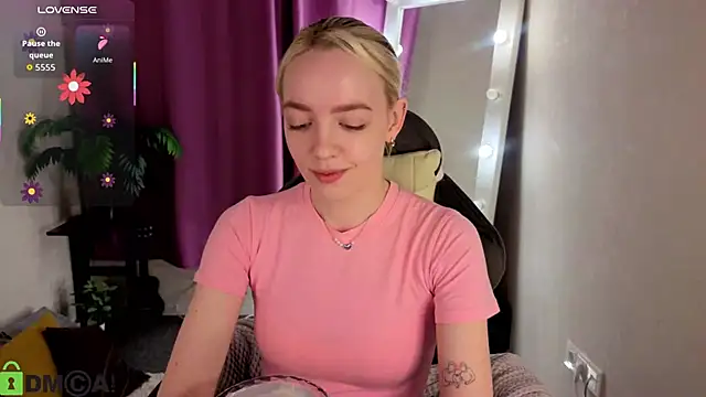 R0cket bunny online show from 05/29/26, 12:52