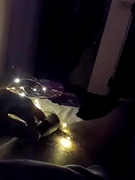 Snapshot of FitD69 chatting on 10/18/25, 08:26 FitD69 online show from 10/18/25, 08:26