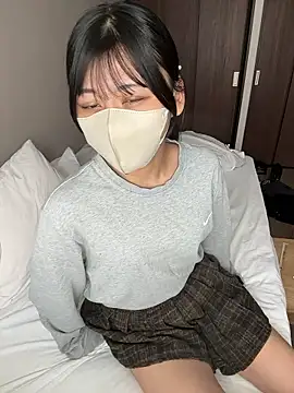 0p-saki-p0 online show from 12/17/25, 12:16