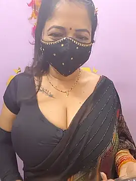 Queen Nightt online show from 10/13/25, 05:24