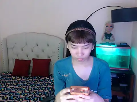 ShantalFoxxy  online show from 02/14/26, 08:00