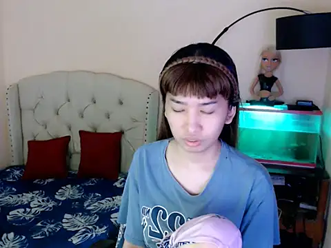 ShantalFoxxy  online show from 02/20/26, 04:20