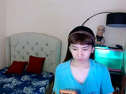 ShantalFoxxy  online show from 03/15/26, 12:05