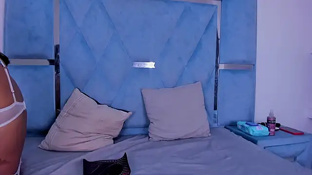 Snapshot of DaylesAndHarry chatting on 10/07/25, 01:08 DaylesAndHarry online show from 10/07/25, 01:08