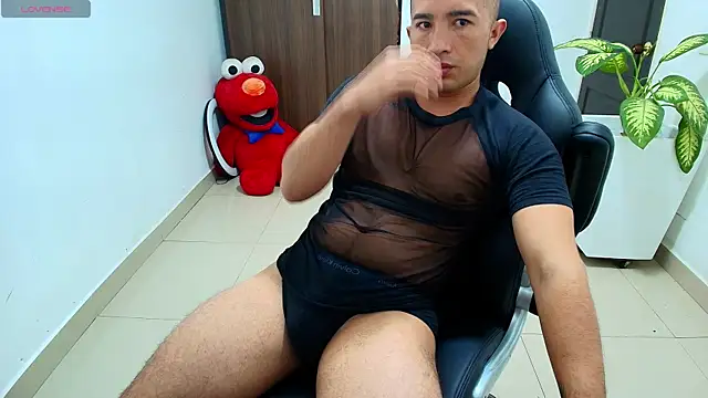 sebastian oconnor77 online show from 09/27/25, 12:43