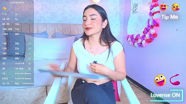 sweet artemiis online show from 09/19/25, 08:31