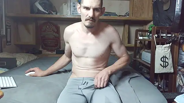 mike42088 online show from 05/13/26, 03:15