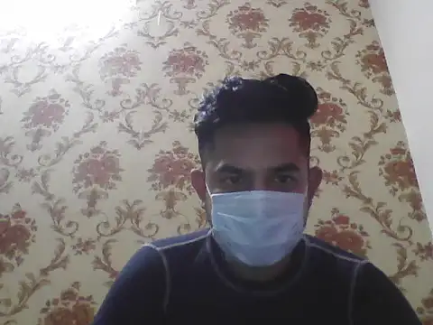 Snapshot of NIVAN_7251 chatting on 12/16/25, 09:14 NIVAN 7251 online show from 12/16/25, 09:14