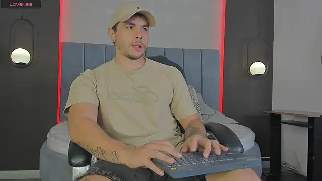 Liam walk  online show from 03/07/26, 11:24