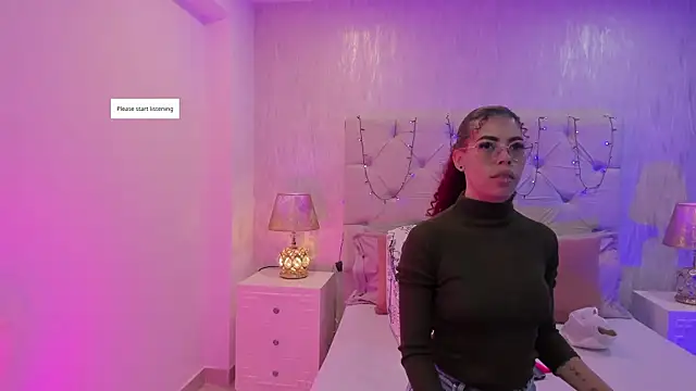 Pamelamiler   online show from 09/19/25, 01:23