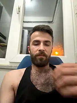 Snapshot of S-kt-et chatting on 11/07/25, 10:54 S-kt-et online show from 11/07/25, 10:54