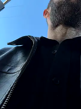 Snapshot of S-kt-et chatting on 11/15/25, 06:55 S-kt-et online show from 11/15/25, 06:55