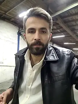 Snapshot of S-kt-et chatting on 11/21/25, 04:05 S-kt-et online show from 11/21/25, 04:05