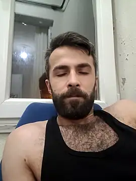 Snapshot of S-kt-et chatting on 11/22/25, 08:52 S-kt-et online show from 11/22/25, 08:52