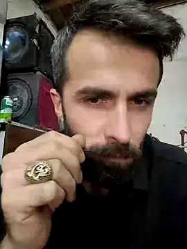 Snapshot of S-kt-et chatting on 11/25/25, 08:25 S-kt-et online show from 11/25/25, 08:25