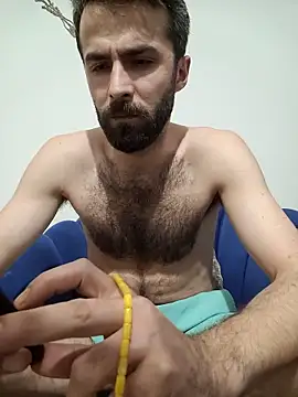 Snapshot of S-kt-et chatting on 11/29/25, 12:57 S-kt-et online show from 11/29/25, 12:57