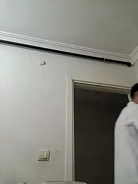 Snapshot of S-kt-et chatting on 12/01/25, 06:57 S-kt-et online show from 12/01/25, 06:57