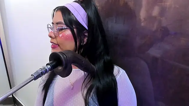 pocahontas lantina online show from 03/09/26, 04:05