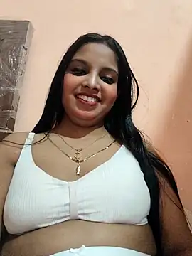 Maahhii 2 online show from 02/17/26, 06:36