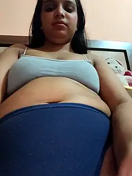 Maahhii 2 online show from 04/15/26, 08:42