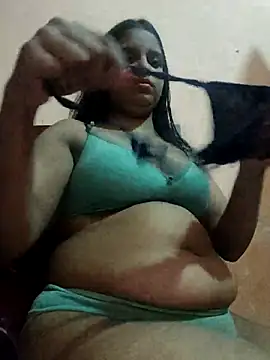 Maahhii 2 online show from 05/21/26, 08:05