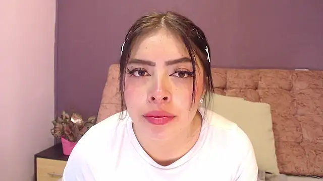 KateWelsin online show from 04/11/26, 07:40