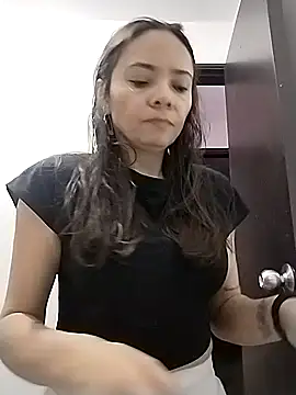 Cami Konor online show from 09/18/25, 05:04