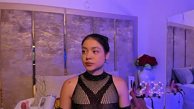 Snapshot of AbbyBeck chatting on 09/15/25, 12:27 AbbyBeck online show from 09/15/25, 12:27