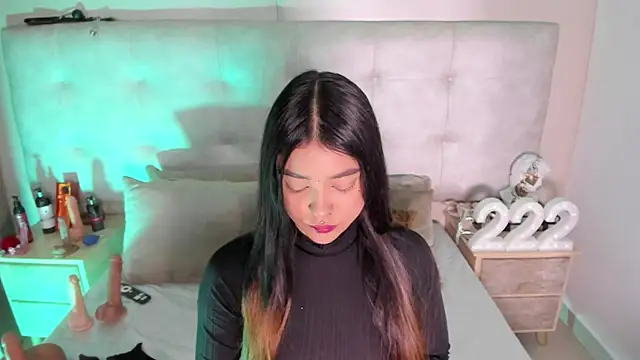 Snapshot of AbbyBeck chatting on 10/20/25, 01:33 AbbyBeck online show from 10/20/25, 01:33