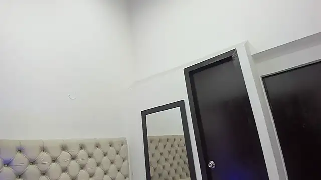 Snapshot of AbbyBeck chatting on 11/14/25, 10:47 AbbyBeck online show from 11/14/25, 10:47