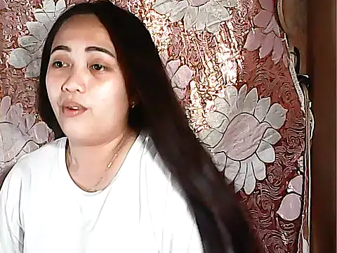 Snapshot of Pinay_Chubby20 chatting on 09/24/25, 12:52 Pinay Chubby20 online show from 09/24/25, 12:52