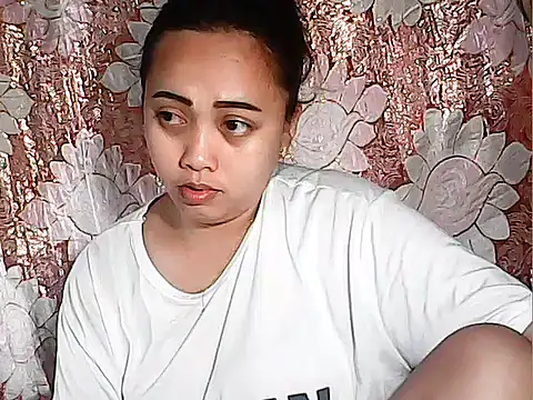 Snapshot of Pinay_Chubby20 chatting on 09/28/25, 09:53 Pinay Chubby20 online show from 09/28/25, 09:53