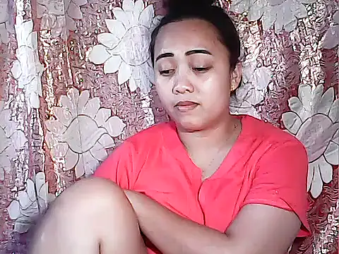 Snapshot of Pinay_Chubby20 chatting on 10/06/25, 08:23 Pinay Chubby20 online show from 10/06/25, 08:23