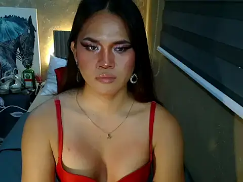 YllanaAltheaXxX online show from 04/02/26, 01:47