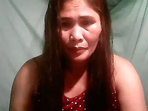 Snapshot of Juicy_69xx chatting on 09/11/25, 12:05 Juicy 69xx online show from 09/11/25, 12:05