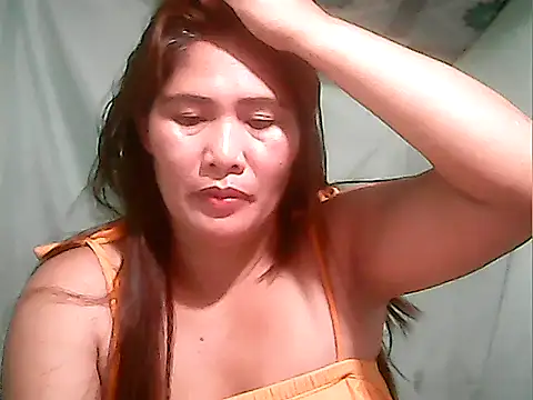 Snapshot of Juicy_69xx chatting on 10/03/25, 12:46 Juicy 69xx online show from 10/03/25, 12:46