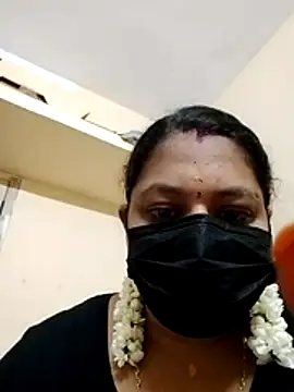 Snapshot of Tamil_jasmine12 chatting on 05/06/26, 12:52 Tamil jasmine12 online show from 05/06/26, 12:52